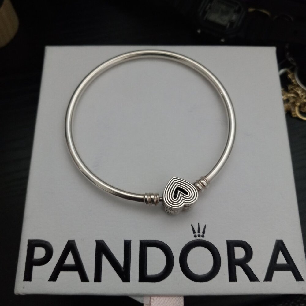 Pandora silver heart charm bracelet | limited edition - Picture 1 of 2